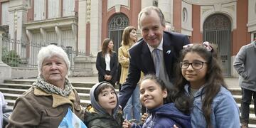 Acto del 9 de julio con Bordet y Bahl.