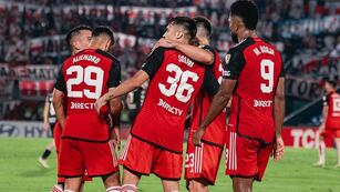 River ganó en Paraguay