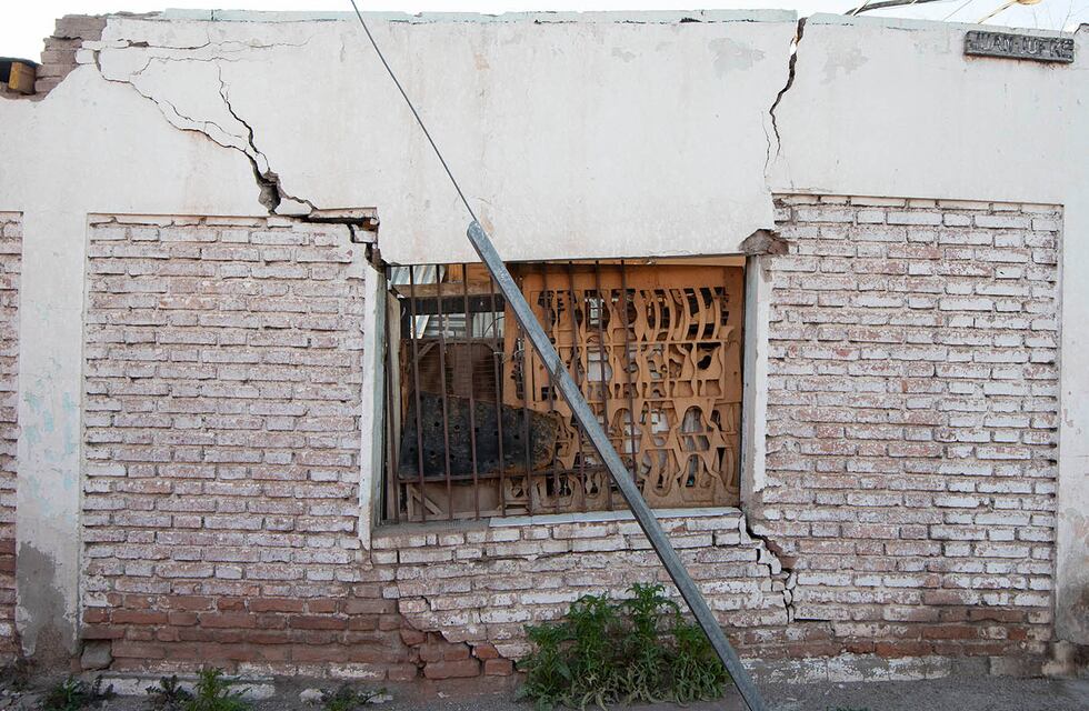 Tras los sismos varias familias fueron evacuadas de sus viviendas