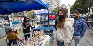 La jornada es de 10 a 20 en el Paseo de los Poetas.
