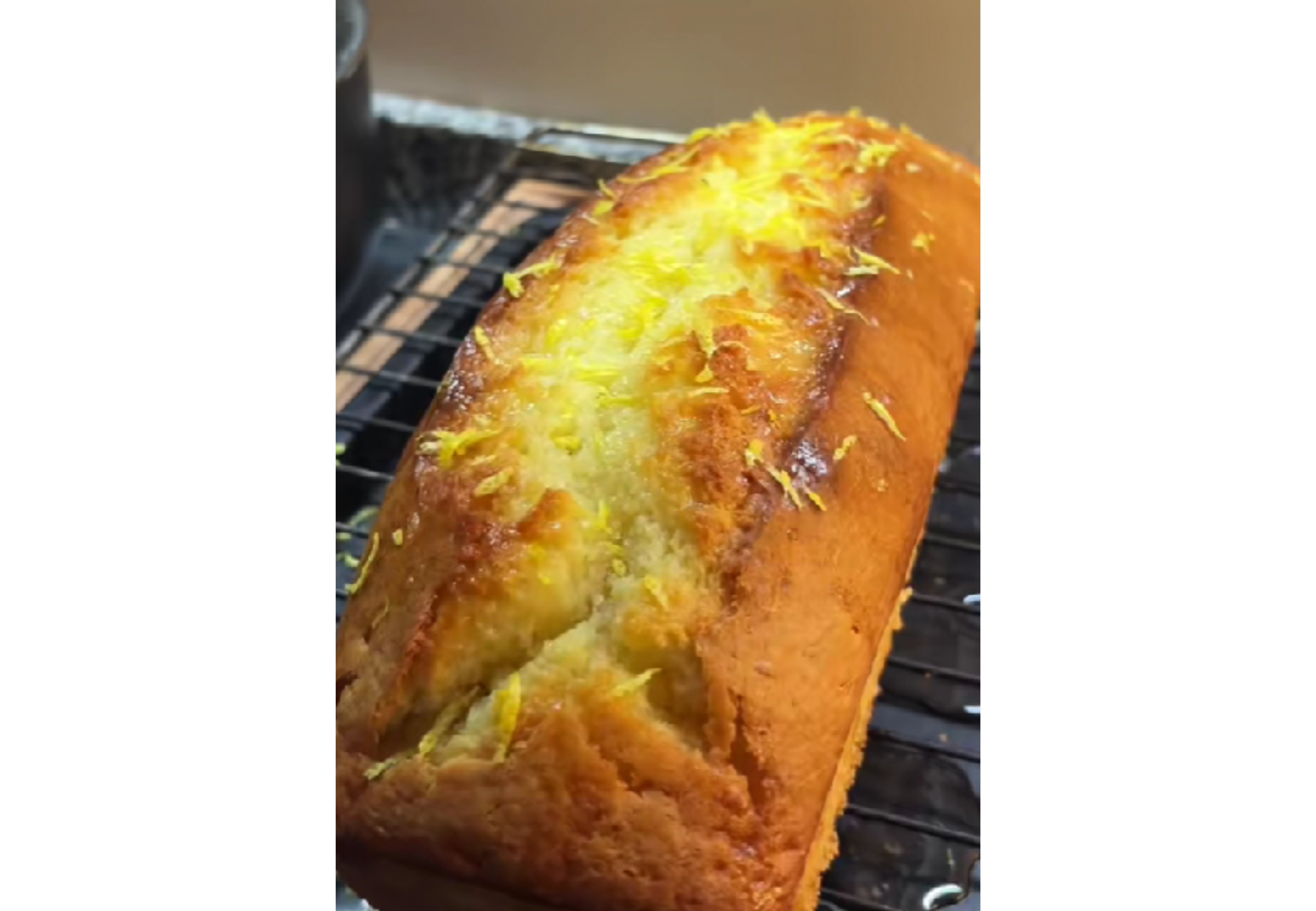Este budín queda muy húmedo.