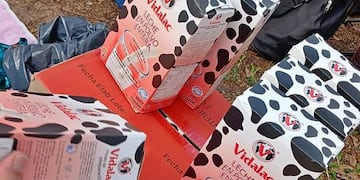 Decomisaron leche en polvo del programa Nacional que estaban vendiendo en la vía pública.