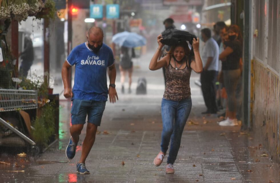 La lluvia y temperatura fresca se mantendrá para este martes