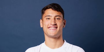 El delantero de 19 años firmó contrato hasta 2029.