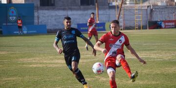 Maipú no pudo sostener la ventaja inicial y terminó perdiendo en su cancha ante Belgrano.