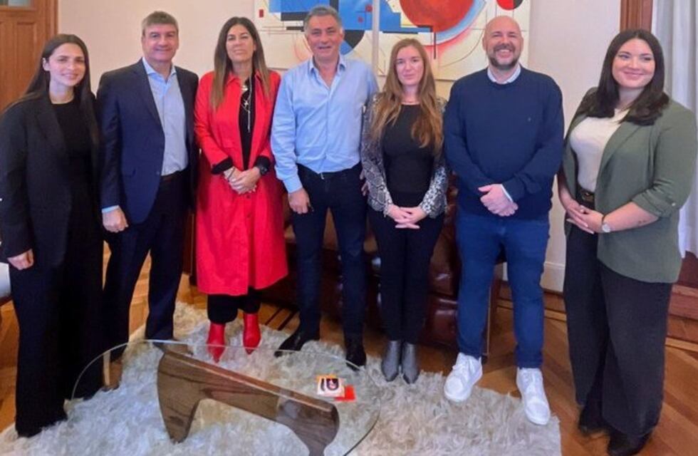 Diputados provinciales se afiliaron a La Libertad Avanza