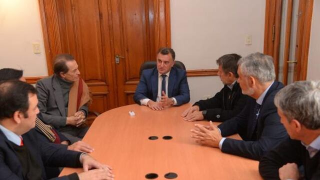 Kasanzew en Casa de Gobierno