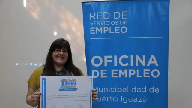 Puerto Iguazú: la UPM entregó diplomas a 70 egresados.