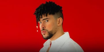 Bad Bunny impactó con una foto picante y sin ropa desde la bañera