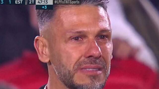 Las lágrimas del DT de RIver tras ser campeón. (Captura).