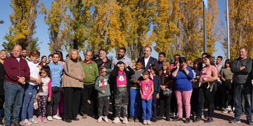 Matías Stevento inauguró una nueva plaza en el sur de Maipú.