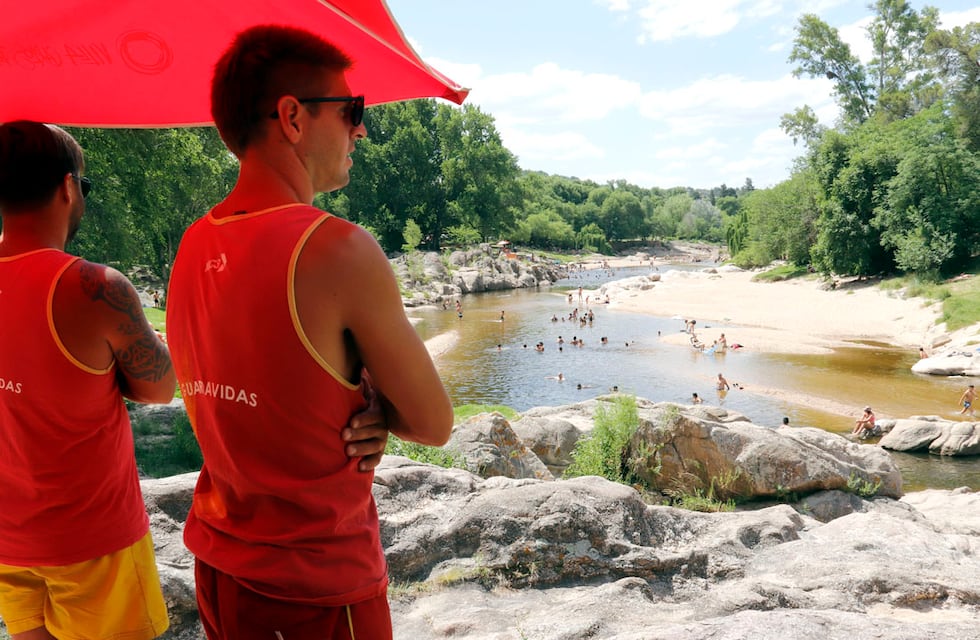 Villa Carlos Paz: Se realizaron 33 rescates en los diferentes balnearios