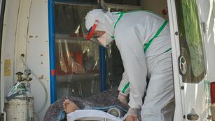 Accidente fatal por electrocución. 
Foto Orlando Pelichotti / Los Andes