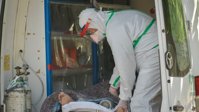 Accidente fatal por electrocución. 
Foto Orlando Pelichotti / Los Andes