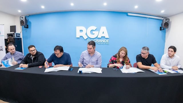 Firma del acuerdo salarial