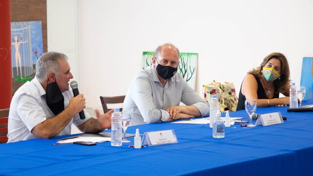 El rafaelino se reunió con la intendenta Paula Mitre y su par de Calchaquí, Oscar Cuello. (Gobierno de Santa Fe)