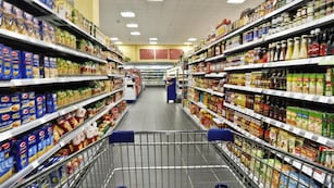 Un ladrón le desfiguró la cara a golpes al dueño de un supermercado en Rosario.