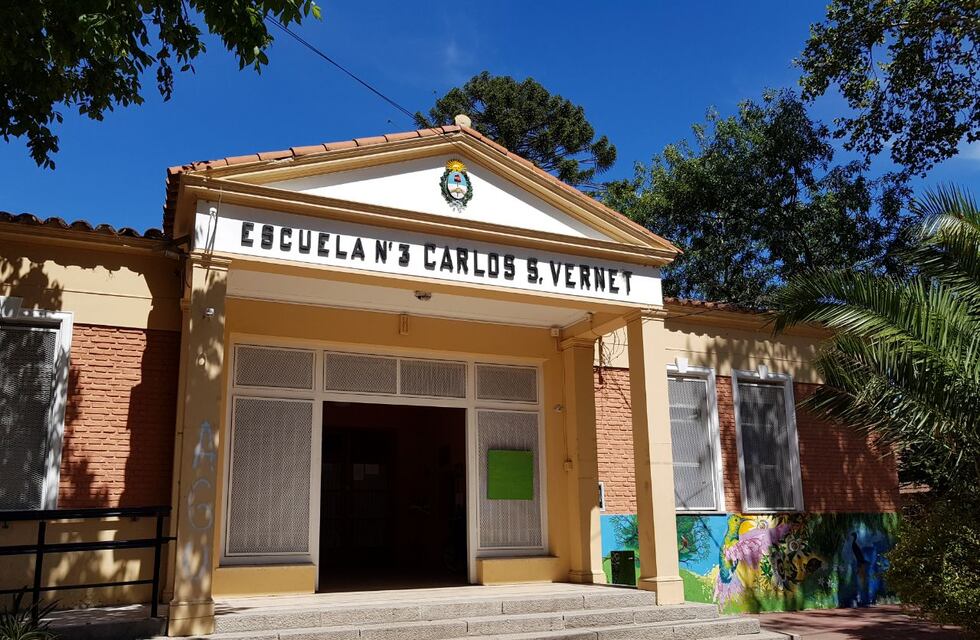 Trotta prevé un regreso “masivo a las aulas y con todos los cuidados” para el 2021