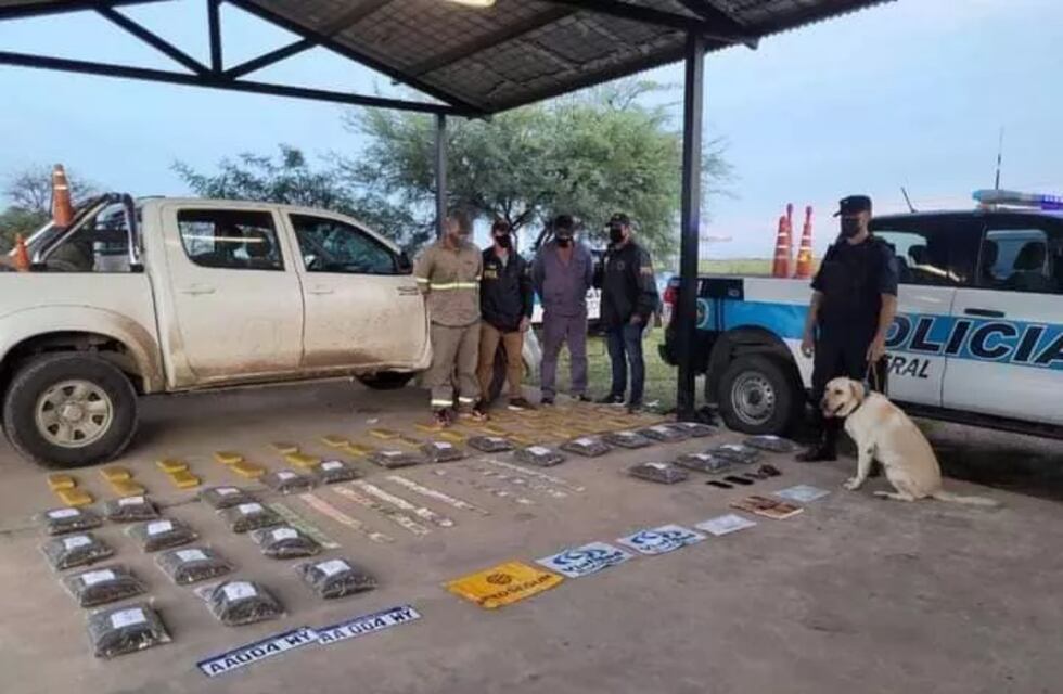 Se hacían pasar por agentes de vialidad pero trasladaban marihuana