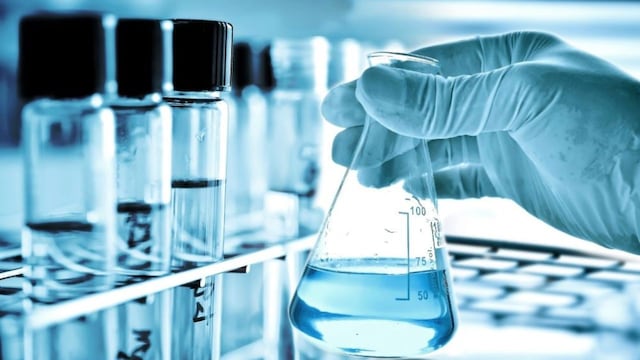 Control de agua: Aysam garantiza el monitoreo y control de la calidad de agua potable producida y distribuida en Mendoza.