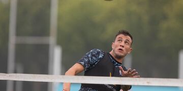 Los centros a la cabeza de Gabriel Compagnucci significaron dos goles de Pablo Vegetti y seis puntos para Belgrano (Prensa Belgrano).