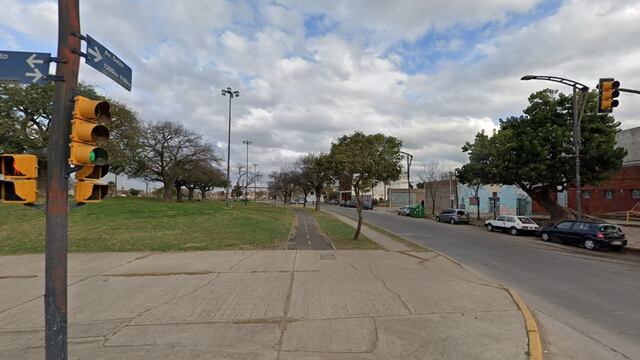 El crimen ocurrió en una vivienda cercana al barrio Toba sobre Avenida Sabin al 1100 bis. (Google Street View)