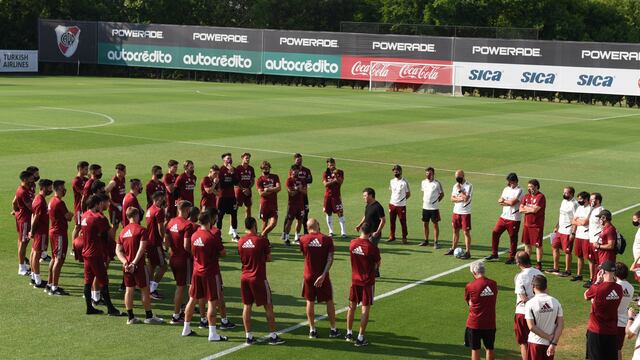 River informó que nueve integrantes del plantel profesional no podrán viajar a la pretemporada en San Martín de los Andes