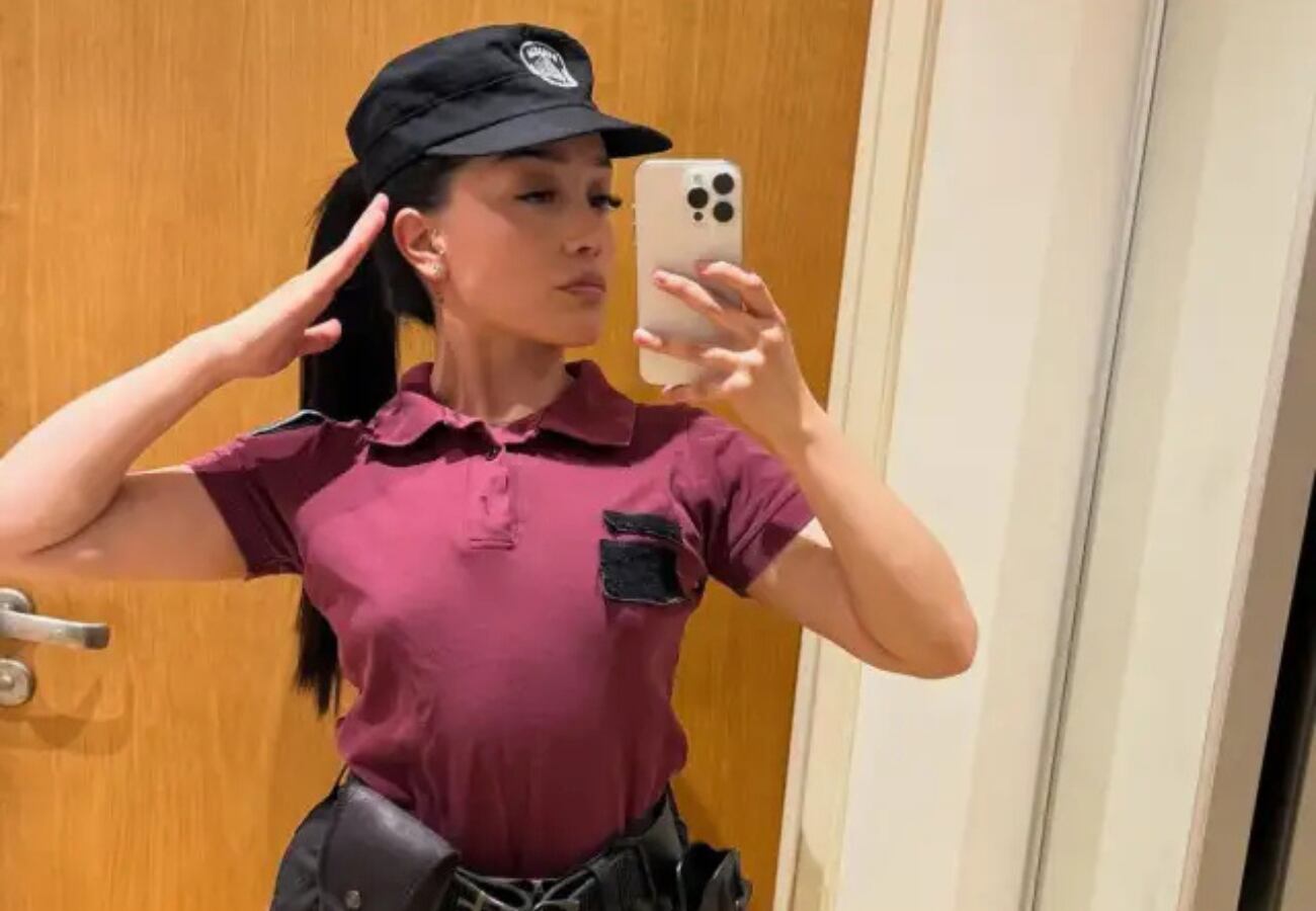 El polémico emoji del perfil de Telegram de la policía que fue suspendida tras difundir contenido en una aplicación para adultos.