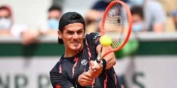 El rosarino cayó en la segunda ronda del Abierto de Francia ante Matteo Berrettini.