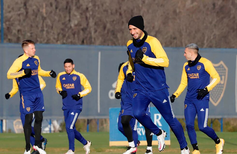 El desafío de los penales del que participaron algunos jugadores de Boca en el entrenamiento