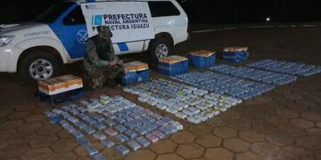 Puerto Iguazú: secuestran contrabando de celulares.