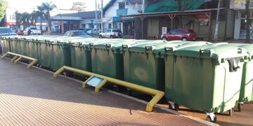 Desde la municipalidad pidieron la colaboración de los vecinos con el cuidado de los nuevos contenedores.