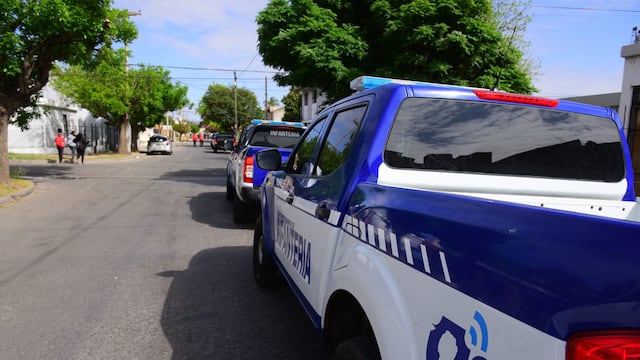 Violento robo en barrio Los Plátanos de la Capital. (José Gabriel Hernández / La Voz)