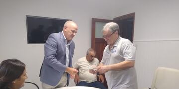 El Municipio entregó ayuda económica a Bomberos por más de un millón de pesos