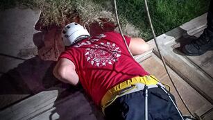 Una mujer cayó a un pozo negro de cinco metros de profundidad en Córdoba.