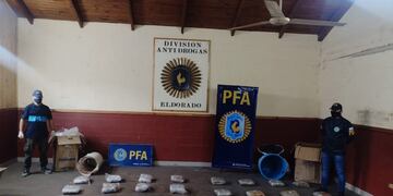 Dos individuos detenidos por tráfico de droga en Eldorado.