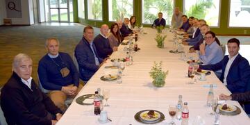 Macri almorzó con diferentes dirigentes cordobeses