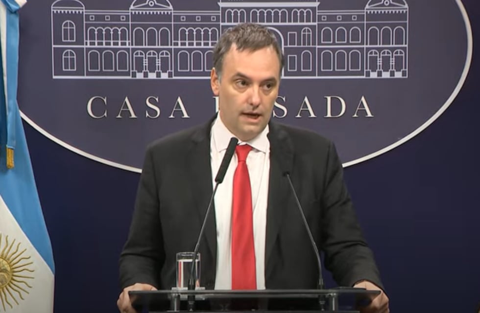 El Gobierno impulsa un proyecto de ley para penar el “adoctrinamiento” en las escuelas