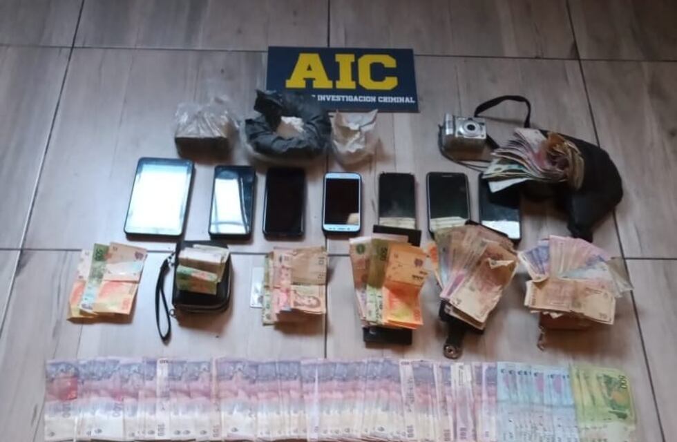 Detuvieron en el 2 de abril a un hombre con marihuana, cocaína y $100.000