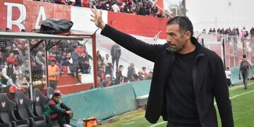 Diego Dabove, entrenador de Instituto.