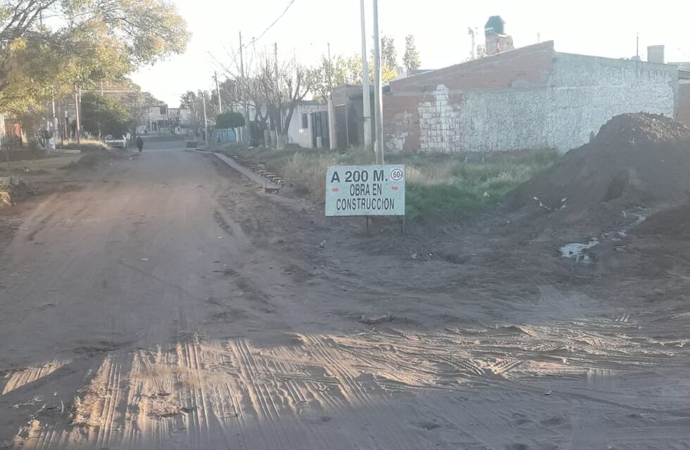 Comenzaron los trabajos para pavimentar calles en el barrio Nueva Bahía