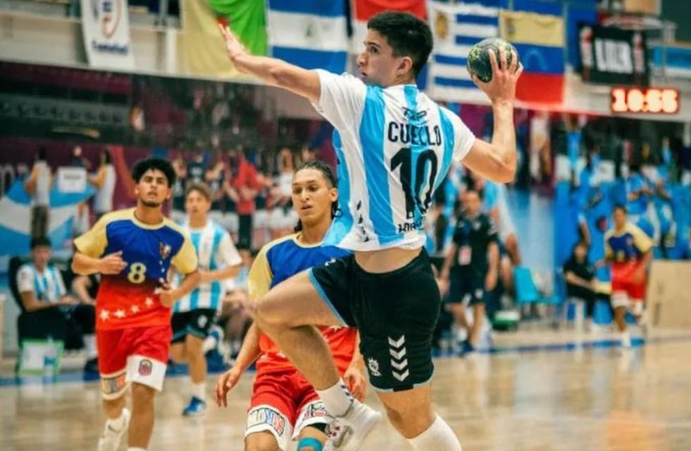 Con cuatro mendocinos, Argentina pasó a semifinales del torneo Sur-Centro de handball