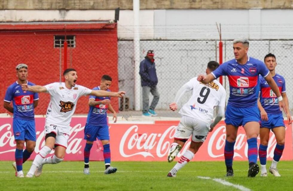 Güemes perdió con Barracas Central y cedió la cima de la zona