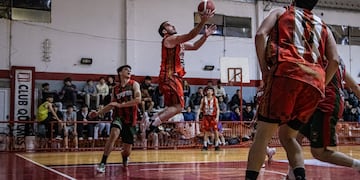 Quilmes venció a Sarmiento y es finalista del Clausura de Básquet