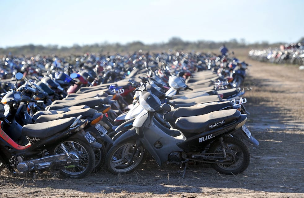 Grave denuncia: 12 policías de Córdoba imputados por hurto de motos