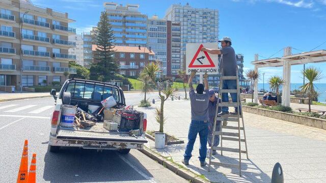 Se colocó señalización y elementos de protección peatonal en el sector costero comprendido entre las calles Gascón y Rawson.