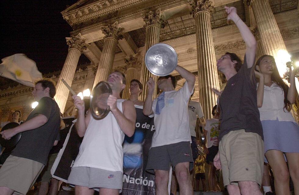 A 20 años de la crisis del 2001: cómo nació el “que se vayan todos”