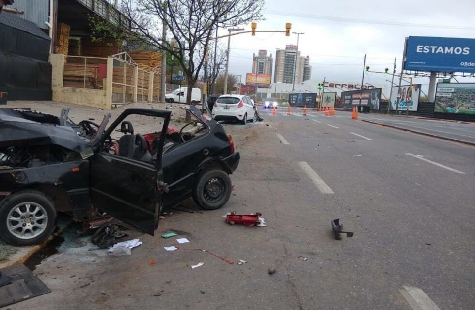 Accidente fatal en avenida Colón: habló la única sobreviviente del Fiat Uno