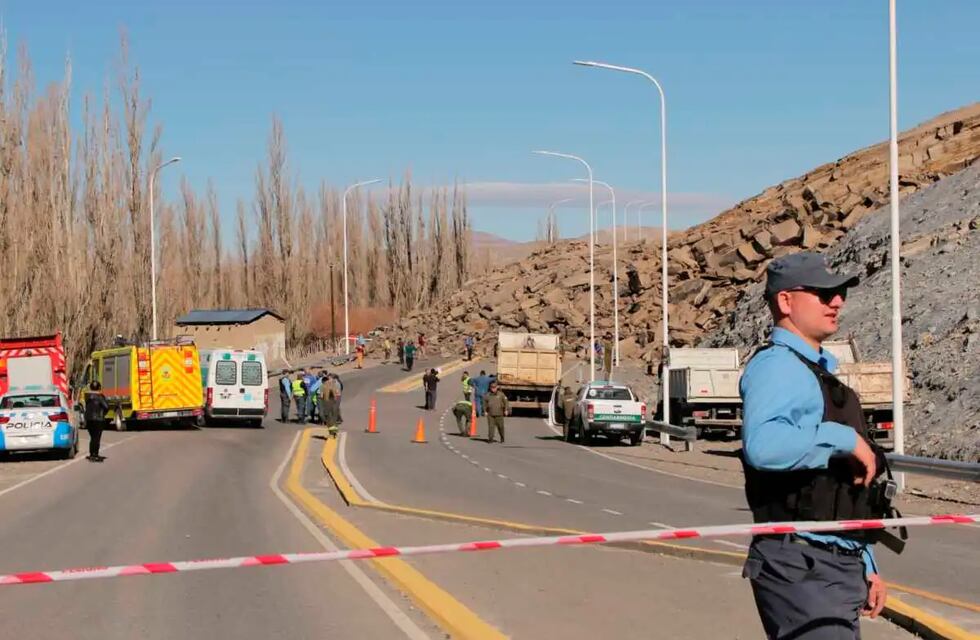 Cuatro heridos tras el desmoronamiento en un cerro en Chos Malal