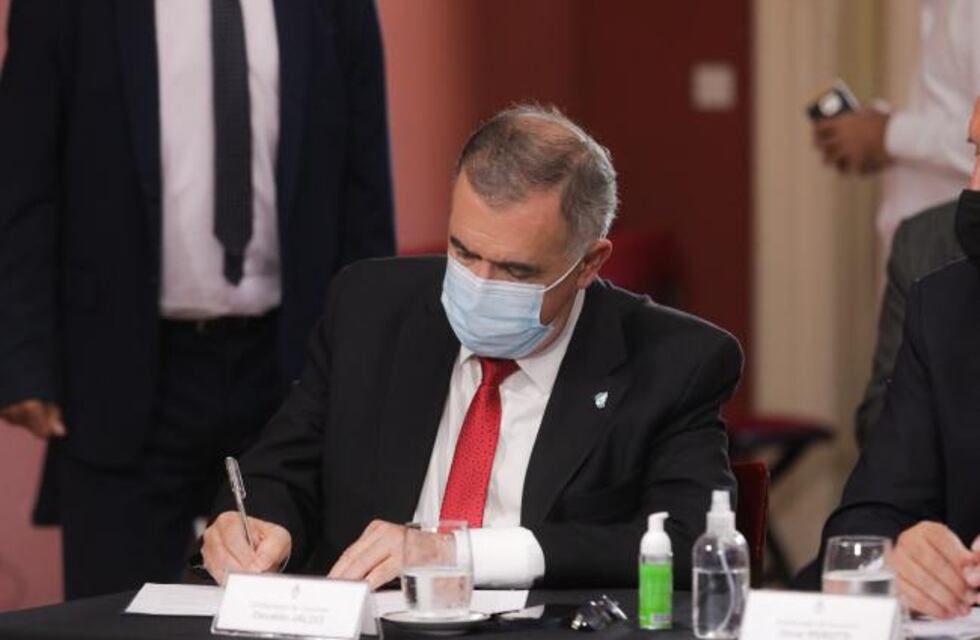 Jaldo firmó el Consenso Fiscal 2022